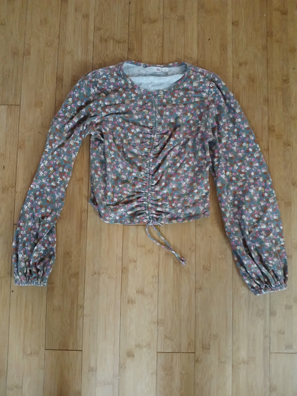 SO Floral Drawstring Ruched Long-Sleeve Crop Top - Multicolor